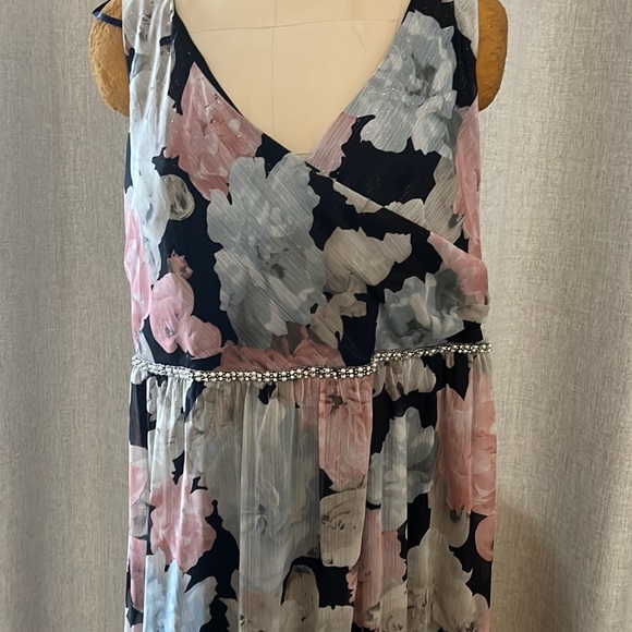 SLNY Floral Maxi Formal Gown 16W - Picture 4 of 9